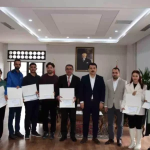 Karapınar’da Gençlere Organik Tarım Başarı Belgesi